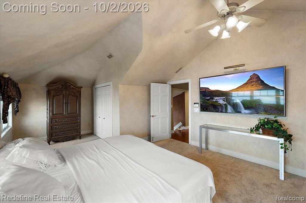 12172 N Lakeshore Drive Property Photo 48