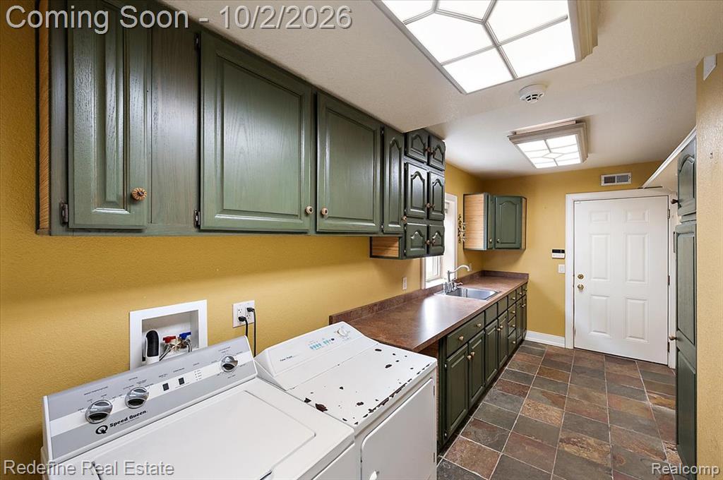12172 N Lakeshore Drive Property Photo 51