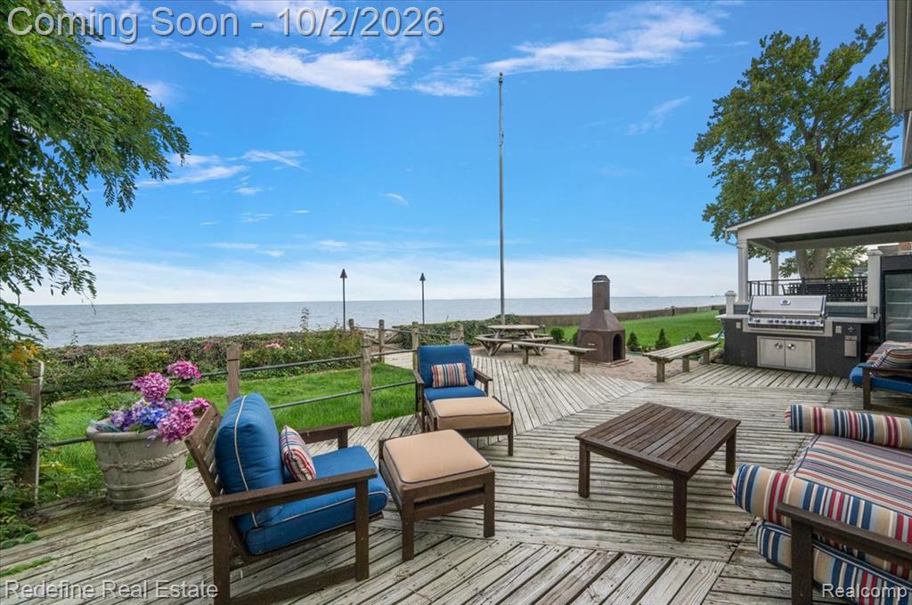 12172 N Lakeshore Drive Property Photo 56