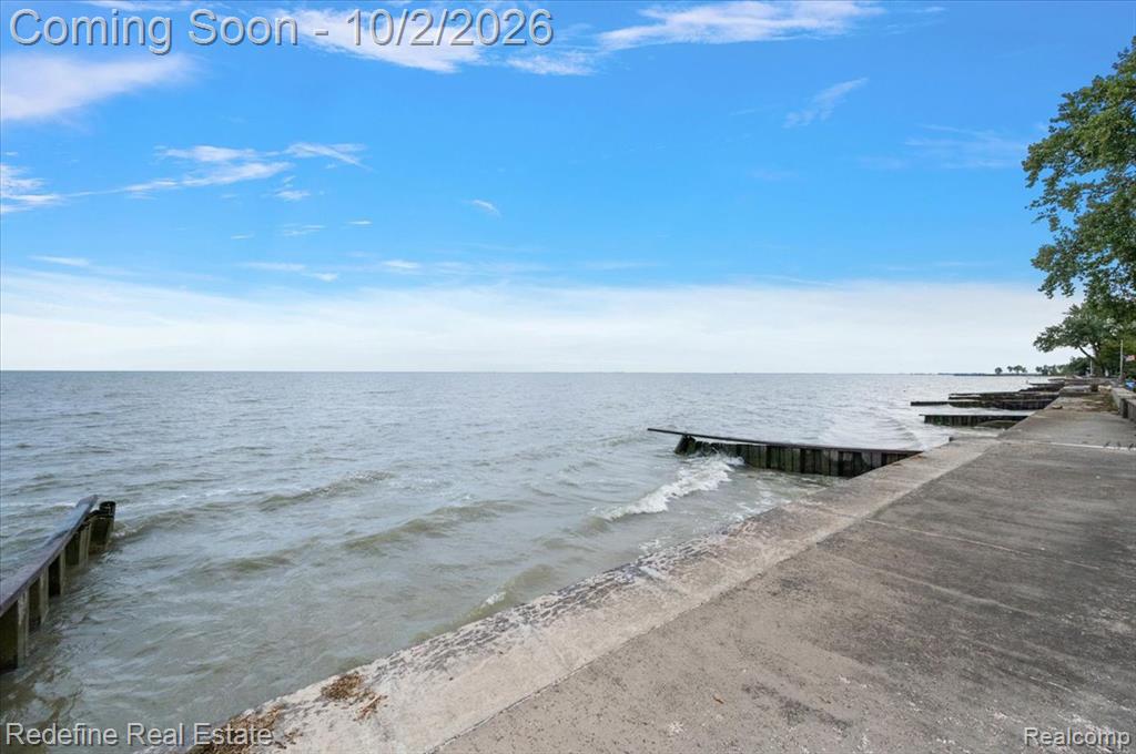 12172 N Lakeshore Drive Property Photo 63