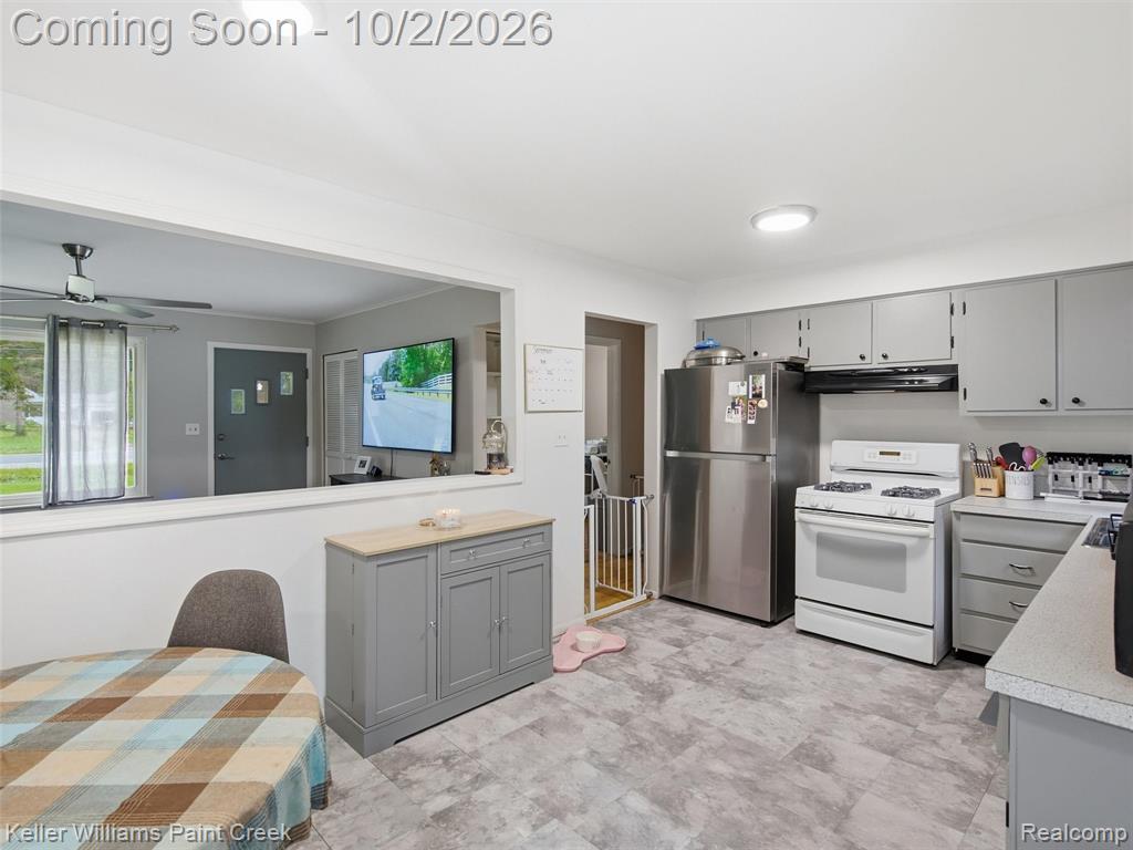 50136 North Avenue Property Photo 5
