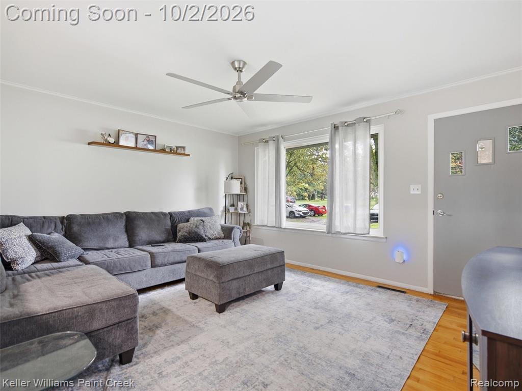 50136 North Avenue Property Photo 9