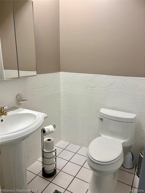 515 Forest Street Property Photo 10