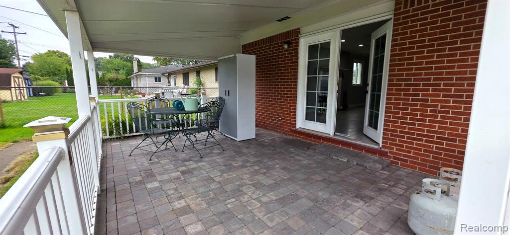 28200 Newland Drive Property Photo 23