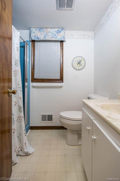 948 Illinois Street Property Photo 20