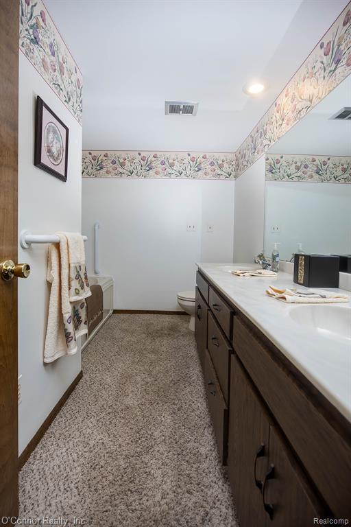 948 Illinois Street Property Photo 24