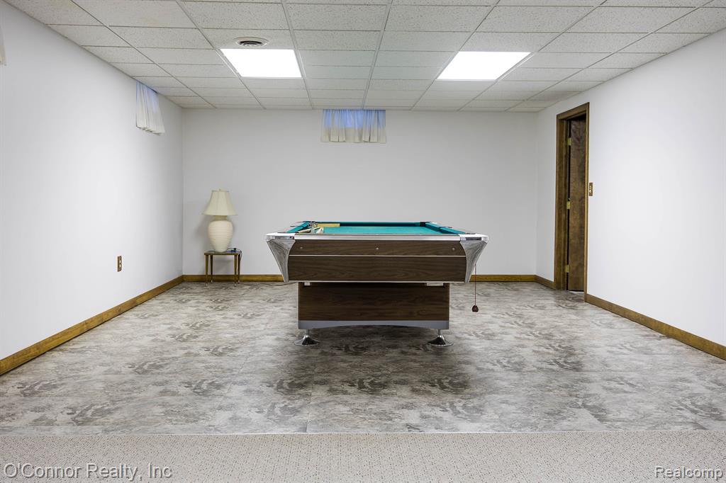 948 Illinois Street Property Photo 28