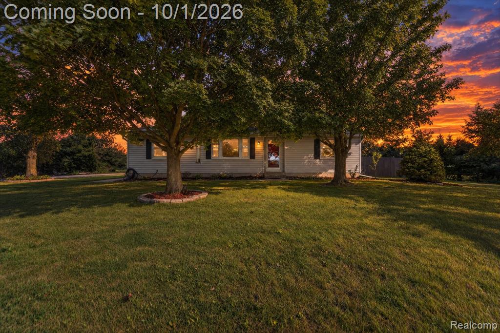 5212 N Fowlerville Road Property Photo 1