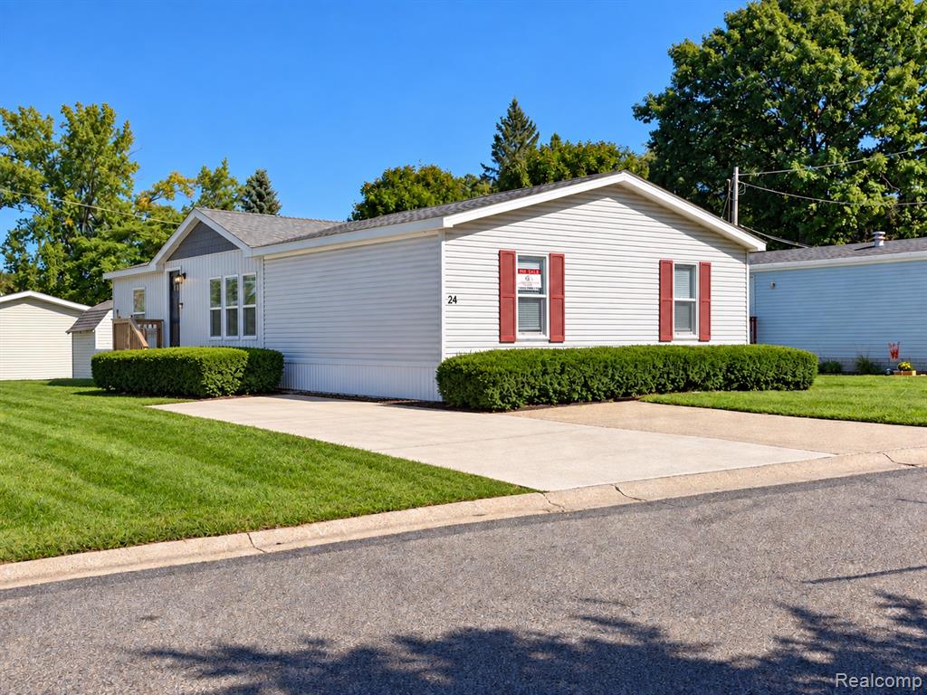 24 Hill Drive Property Photo 1