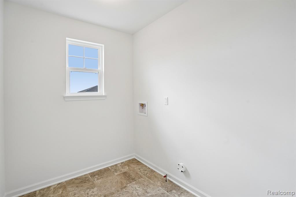7456 Abigail Drive Property Photo 25