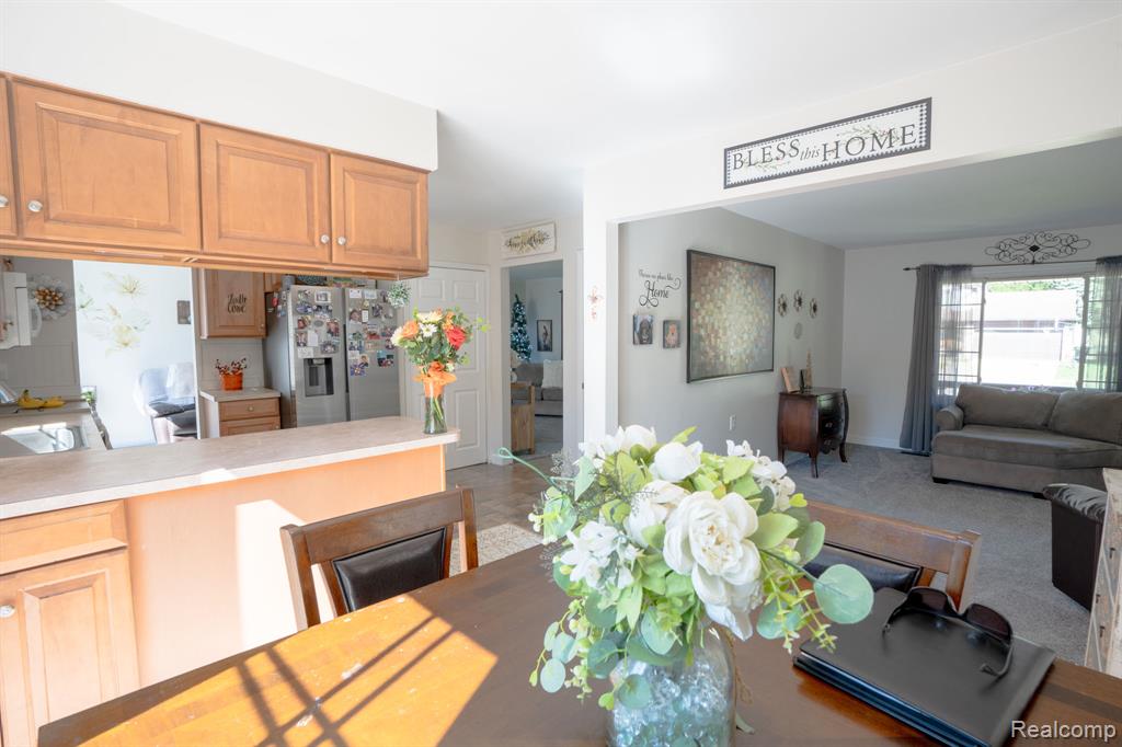 12866 Windsor Court Property Photo 10