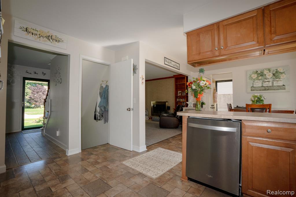 12866 Windsor Court Property Photo 15