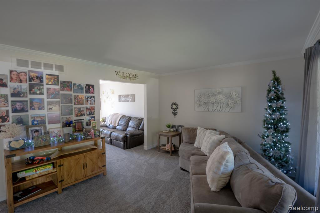 12866 Windsor Court Property Photo 20