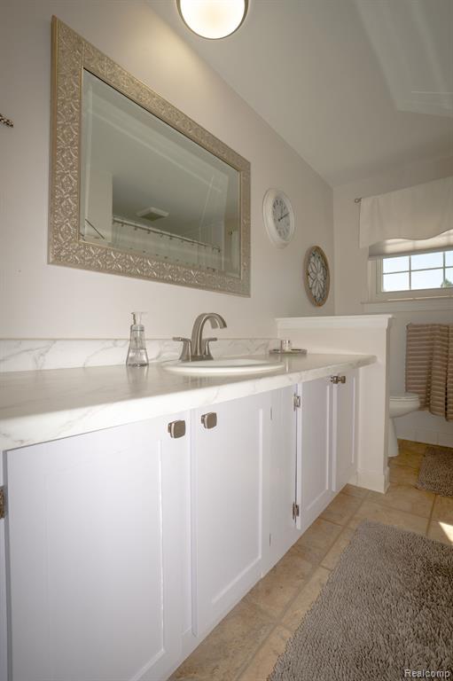 12866 Windsor Court Property Photo 25