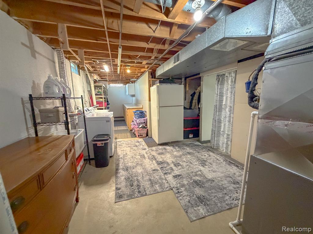 12866 Windsor Court Property Photo 36
