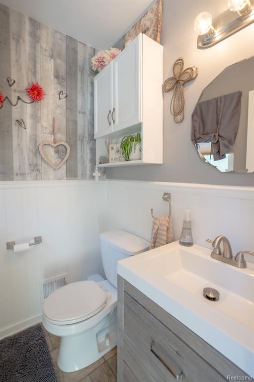 12866 Windsor Court Property Photo 45