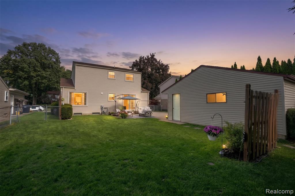 12866 Windsor Court Property Photo 48