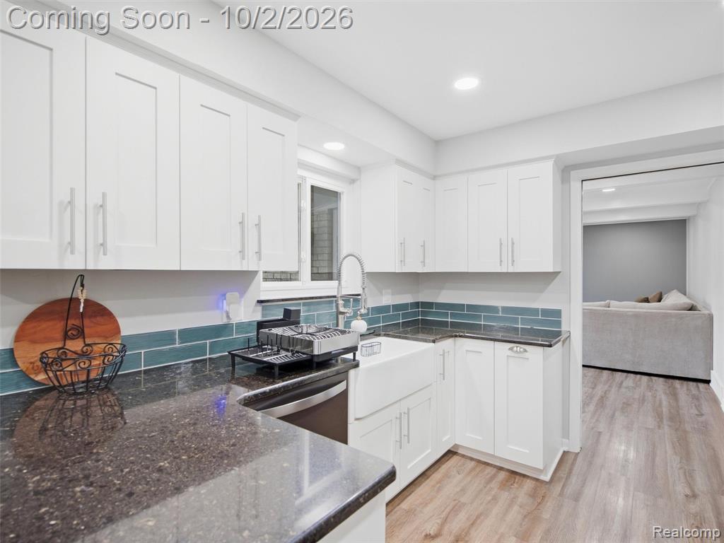 27901 Grobbel Drive Property Photo 8