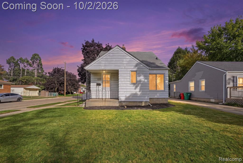 24480 Phlox Avenue Property Photo 1
