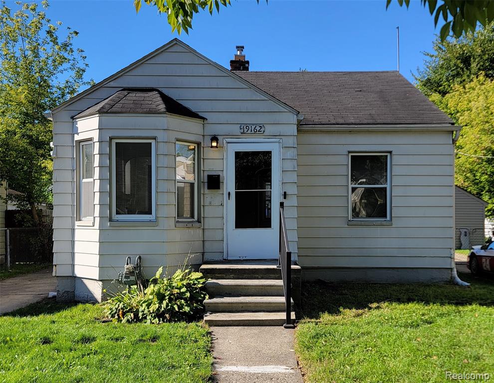 19162 WASHTENAW Street Property Photo 1