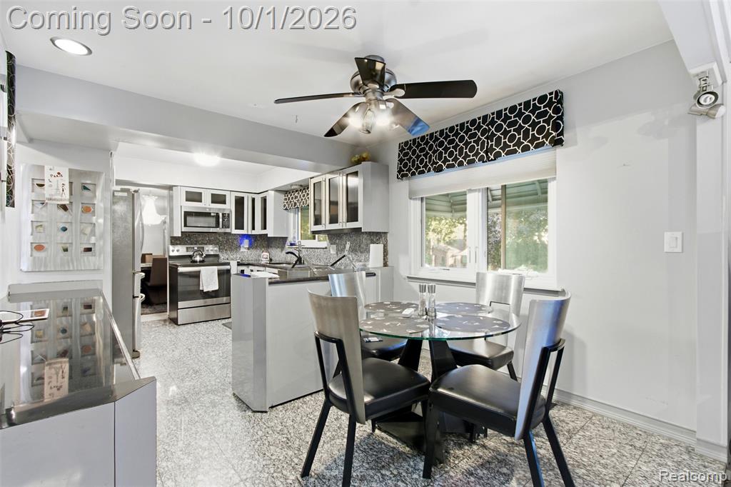 34979 Oakland Street Property Photo 10