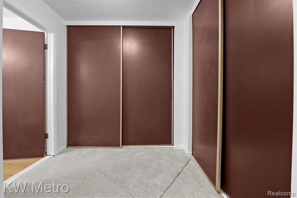 25168 Maplebrooke Drive Property Photo 19