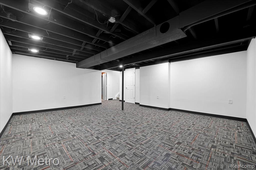 25168 Maplebrooke Drive Property Photo 22
