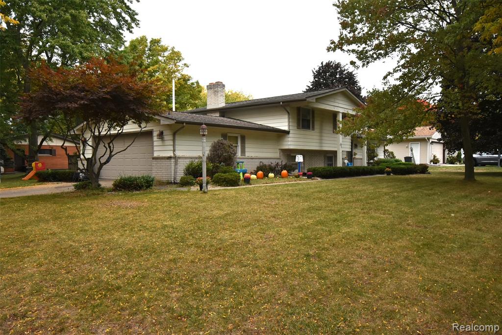 210 Frank Road Property Photo 2