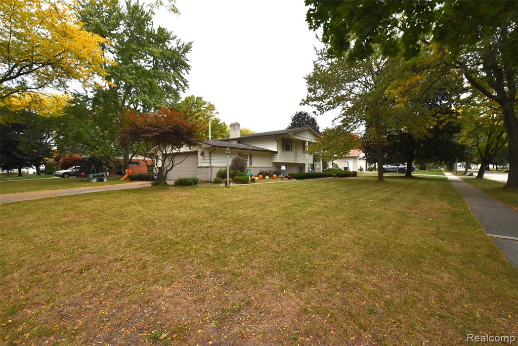 210 Frank Road Property Photo 4