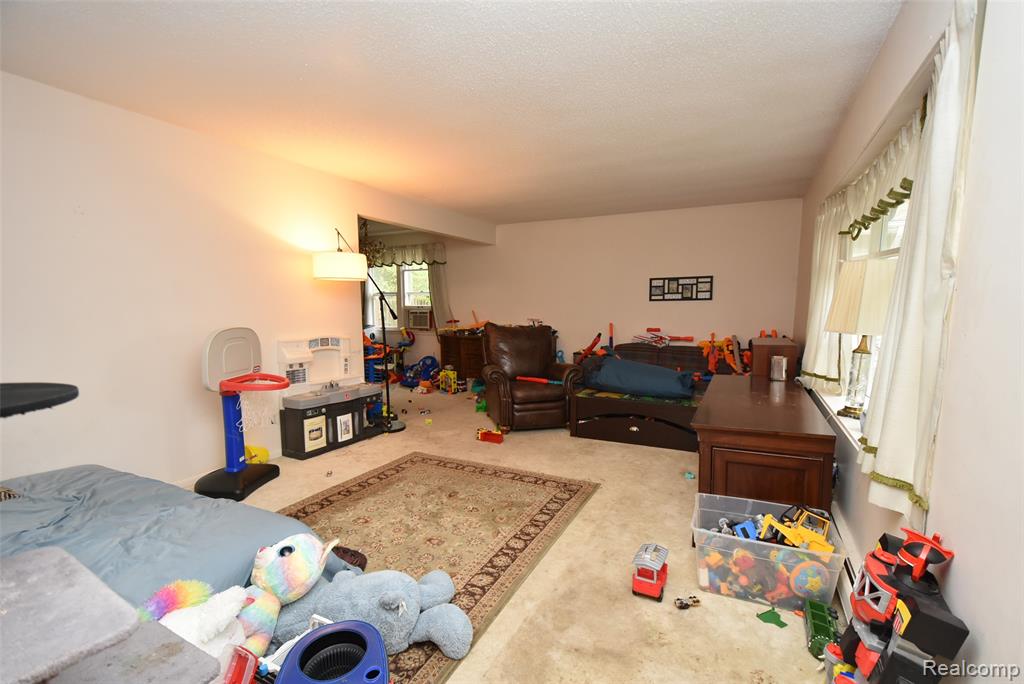 210 Frank Road Property Photo 9