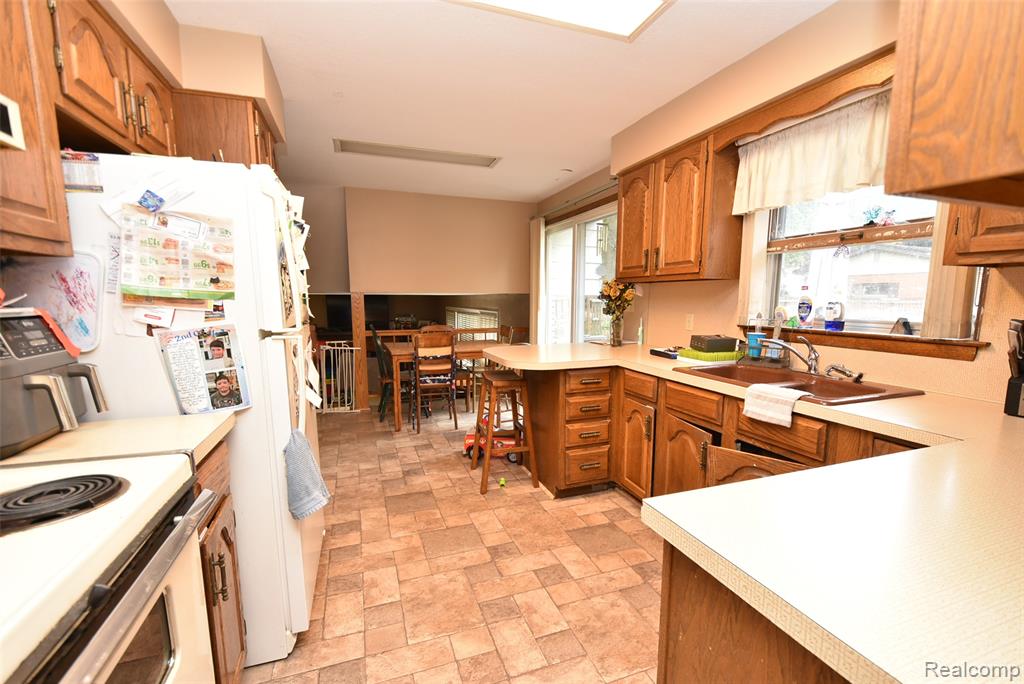 210 Frank Road Property Photo 11