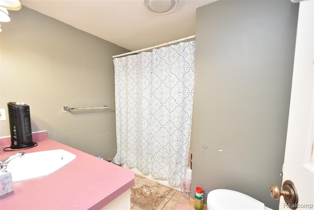 210 Frank Road Property Photo 16