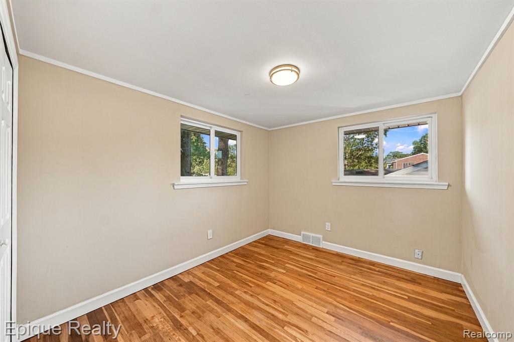 8580 Nancy Avenue Property Photo 10