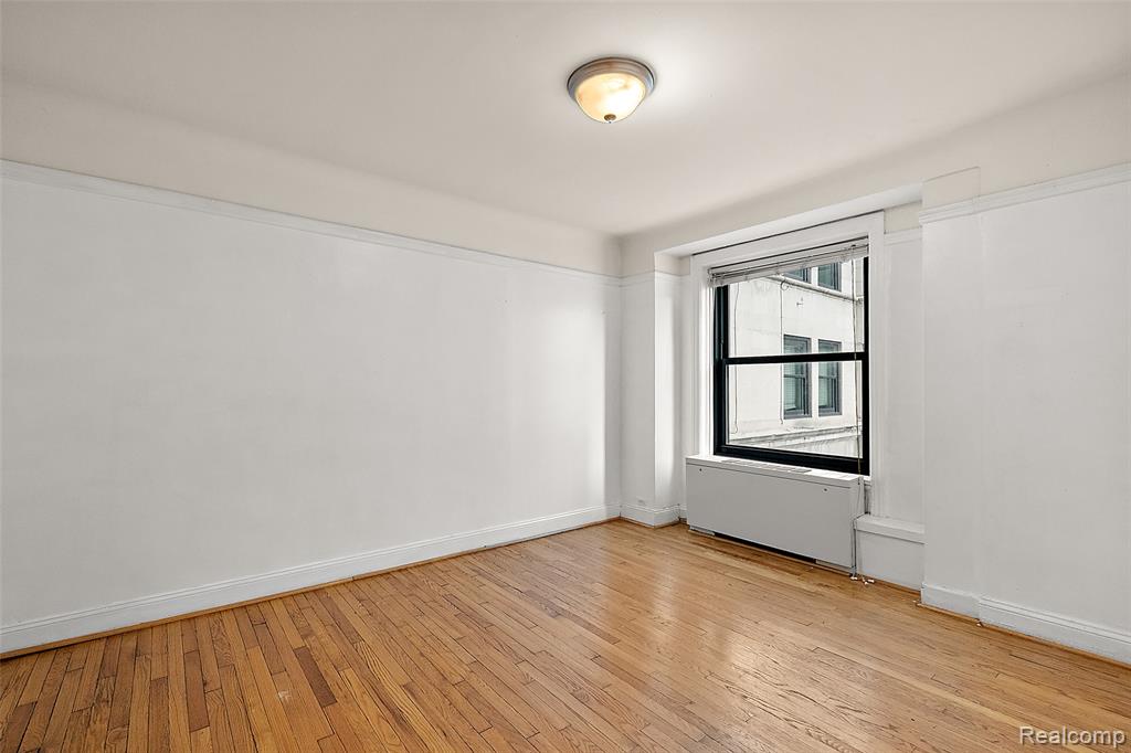 15 E Kirby Street Property Photo 27