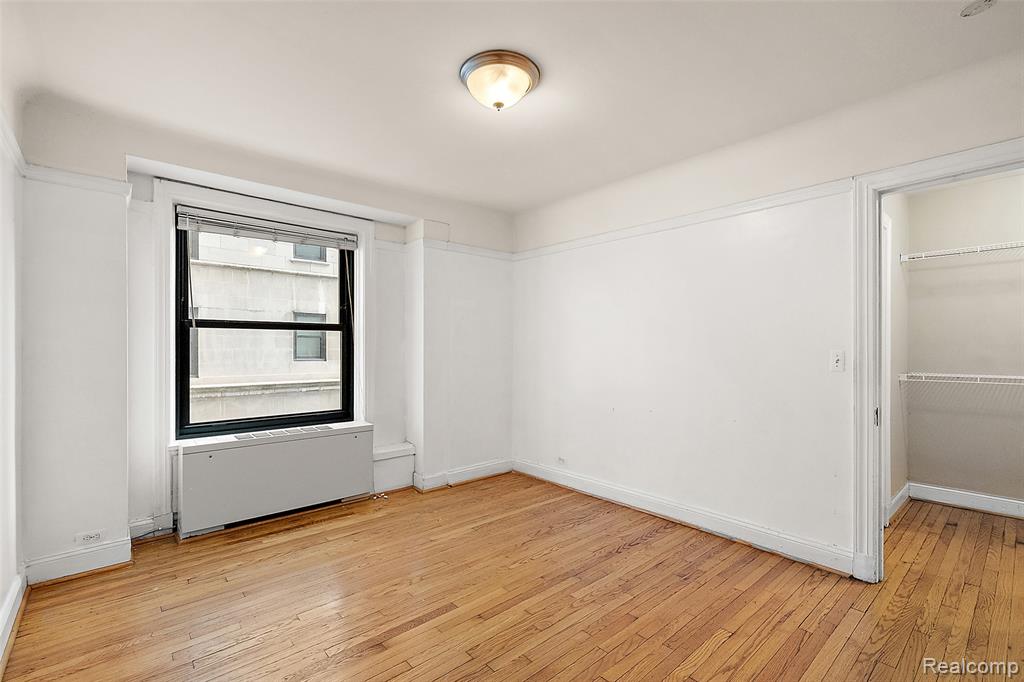 15 E Kirby Street Property Photo 28