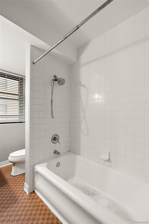 15 E Kirby Street Property Photo 32
