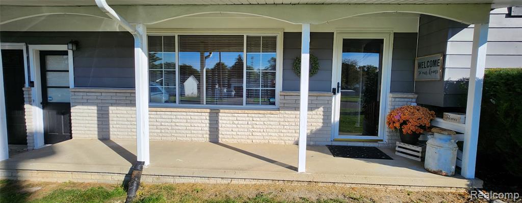 1069 Elodie Drive Property Photo 3