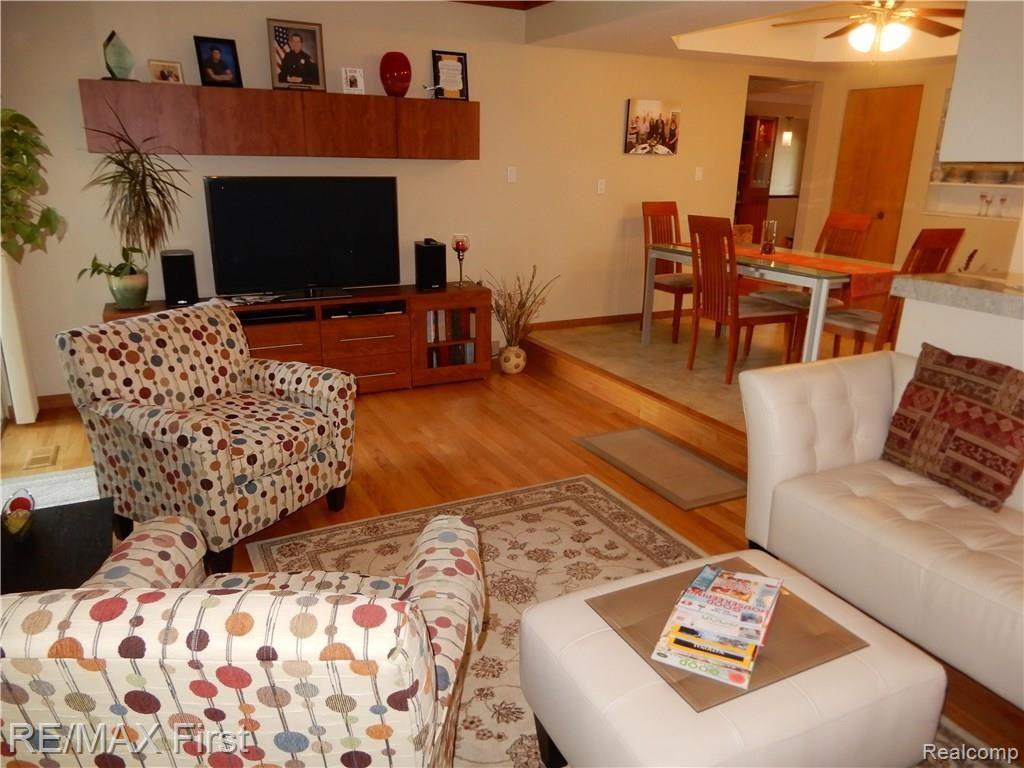 4805 Bates Drive Property Photo 8