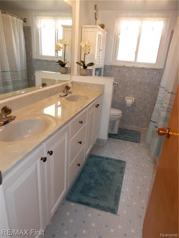 4805 Bates Drive Property Photo 17
