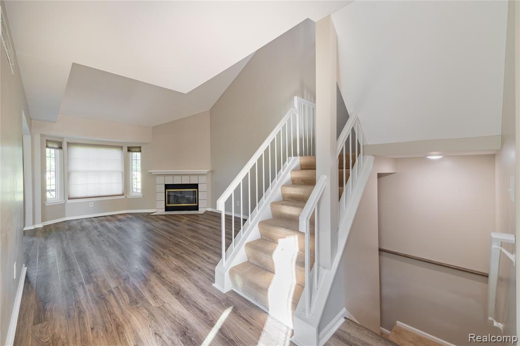 18632 Hilltop Drive Property Photo 18