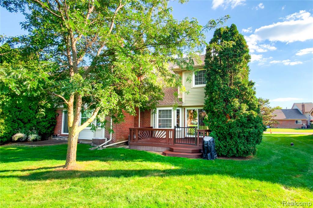 18632 Hilltop Drive Property Photo 33