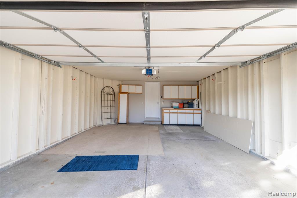 18632 Hilltop Drive Property Photo 36