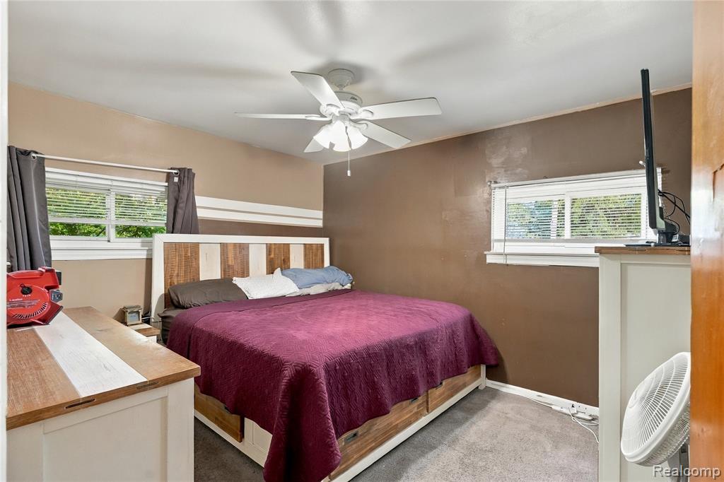 24344 Rosebud Avenue Property Photo 6