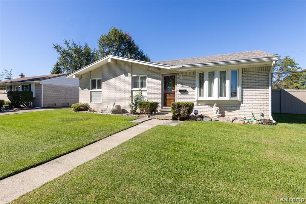 15416 Anthony Street Property Photo 1