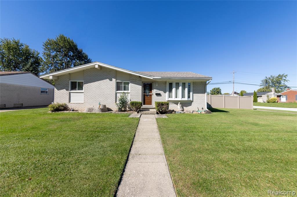 15416 Anthony Street Property Photo 2