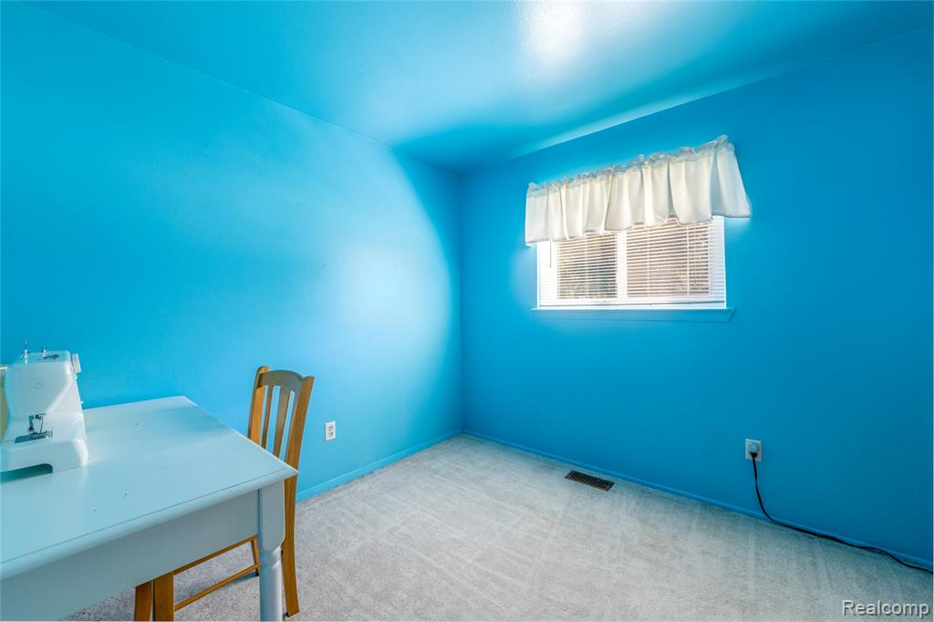 15416 Anthony Street Property Photo 14