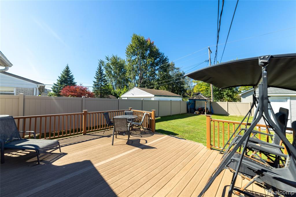15416 Anthony Street Property Photo 33
