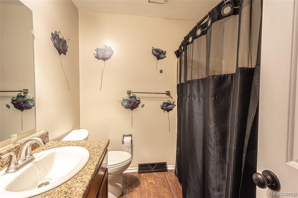 3746 Ramblewood Drive Property Photo 15