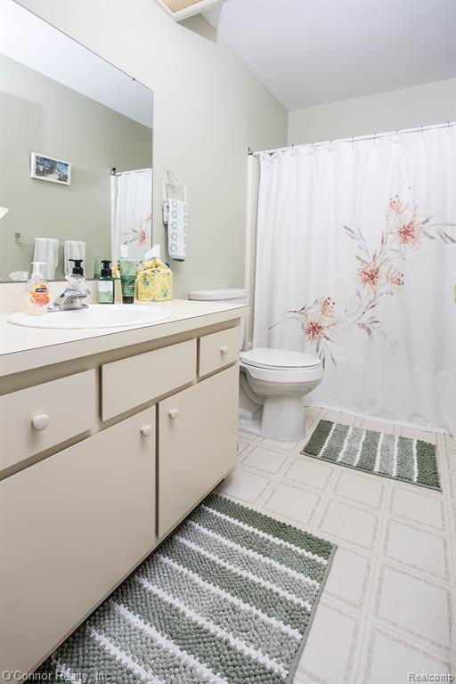 1660 River 48 Road Property Photo 12