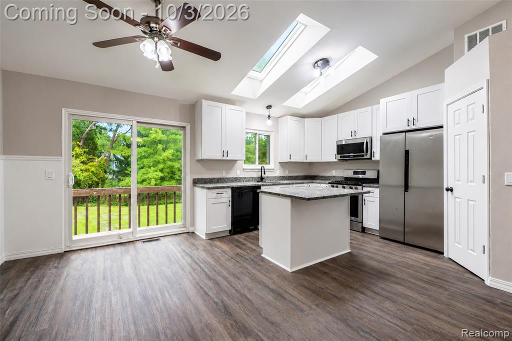 30530 Ambeth Street Property Photo 14